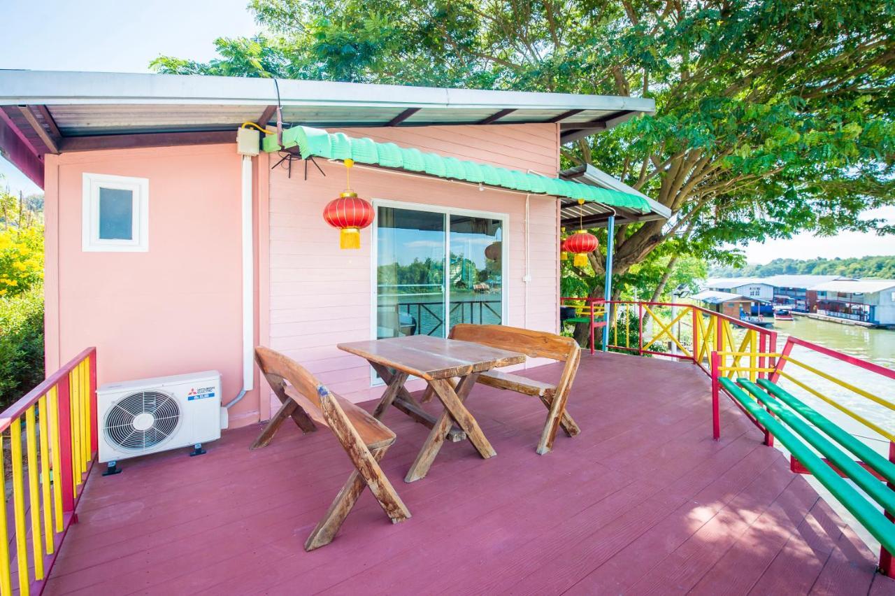 Golden Dragon Kanchanaburi Exterior photo